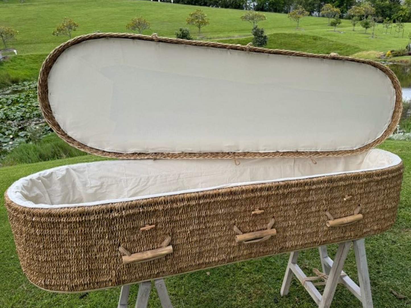 Seagrass Casket