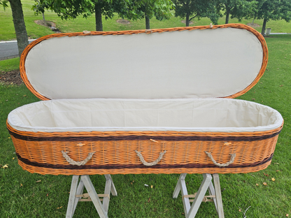 Willow Casket in Chestnut