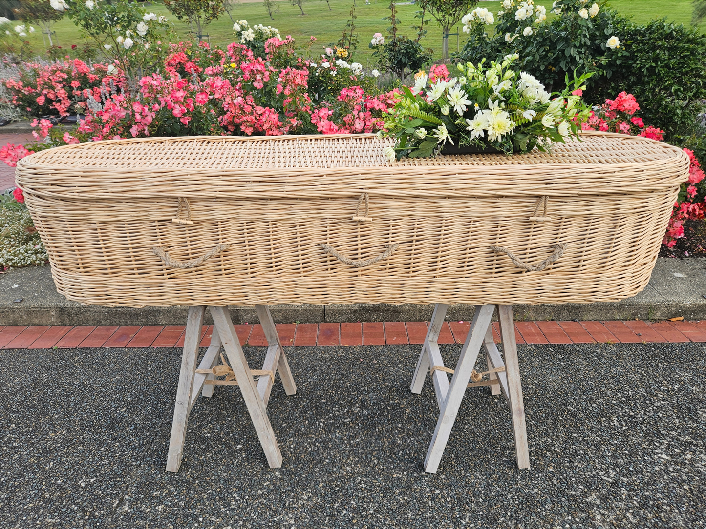 Willow Casket in Natural